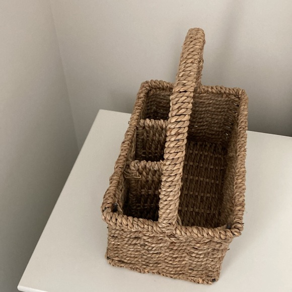 Woven Basket with Handle - Picture 2 of 5